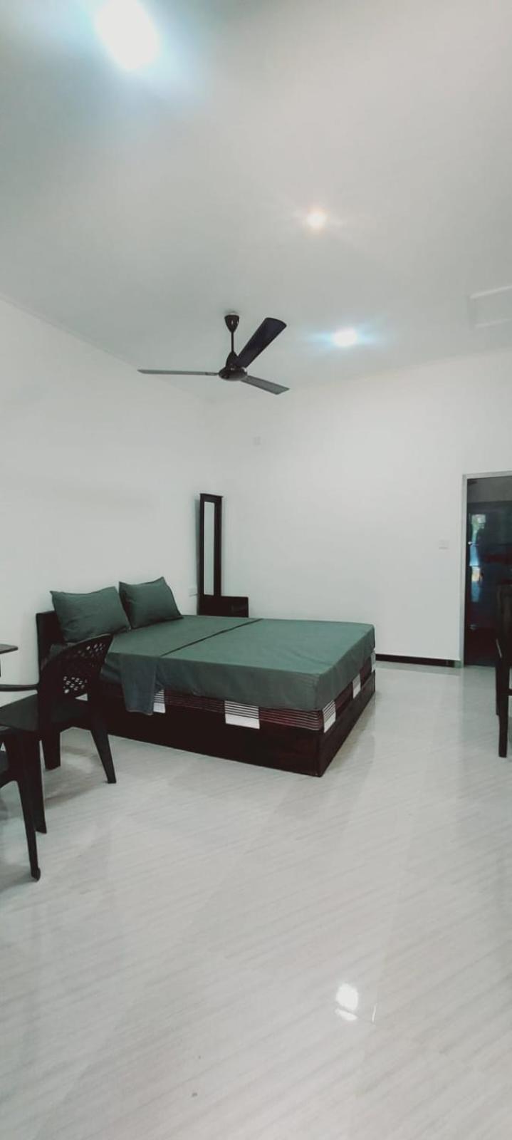 Nilaveli Beach Rooms Exterior photo