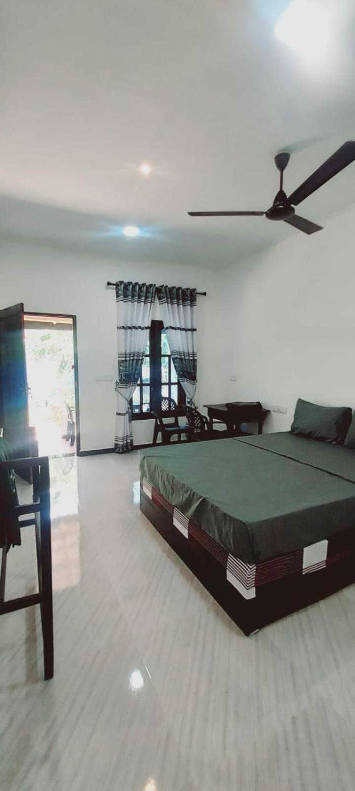 Nilaveli Beach Rooms Exterior photo