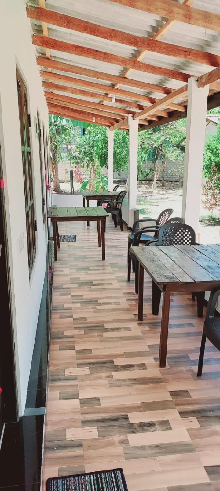 Nilaveli Beach Rooms Exterior photo